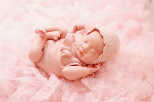 平阳宝宝下巴后缩